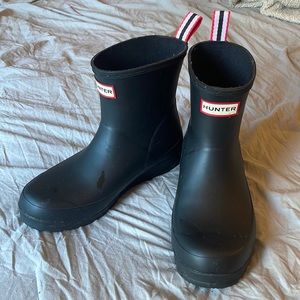 Hunter black play rain boots size 7
